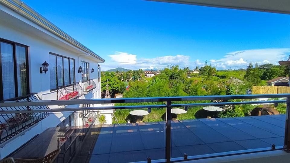 Casa La Silvinas Hotel & Event Resort Tagaytay City Buitenkant foto