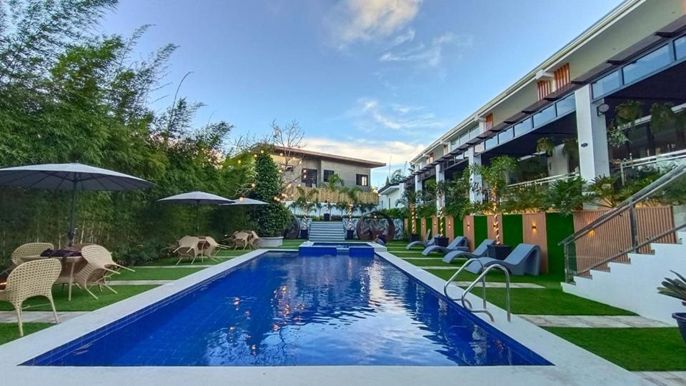 Casa La Silvinas Hotel & Event Resort Tagaytay City Buitenkant foto